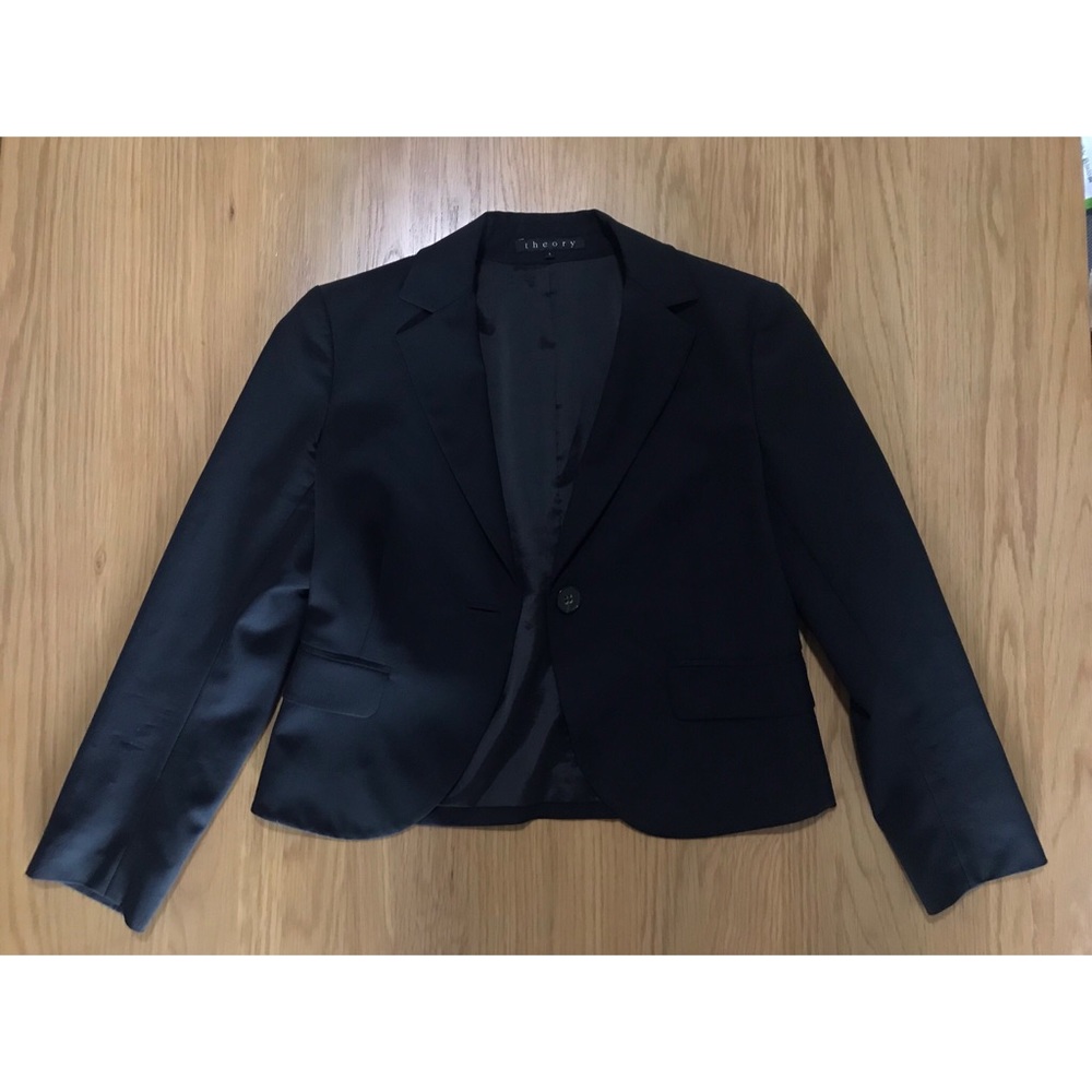 Theory black 3/4 sleeve blazer